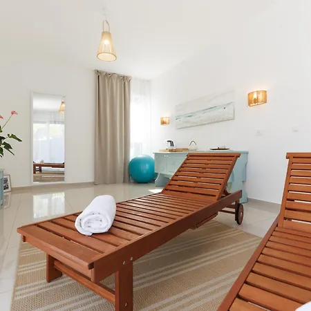 Apartment Kalla *